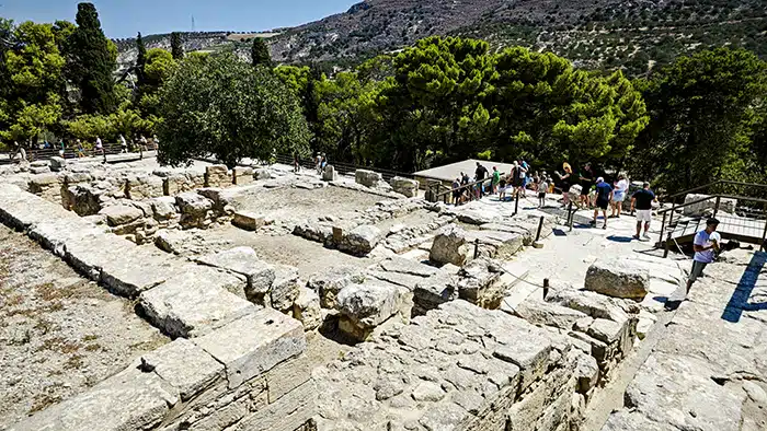 Knossos-kirándulás-kréta-krétakalauz-2