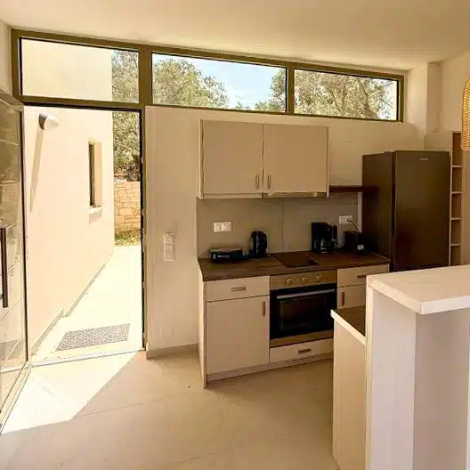 villa avra6k